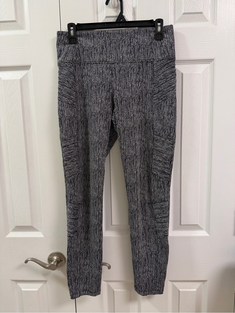 Athleta Delancey Textured Moto Tight Leggings Black White M